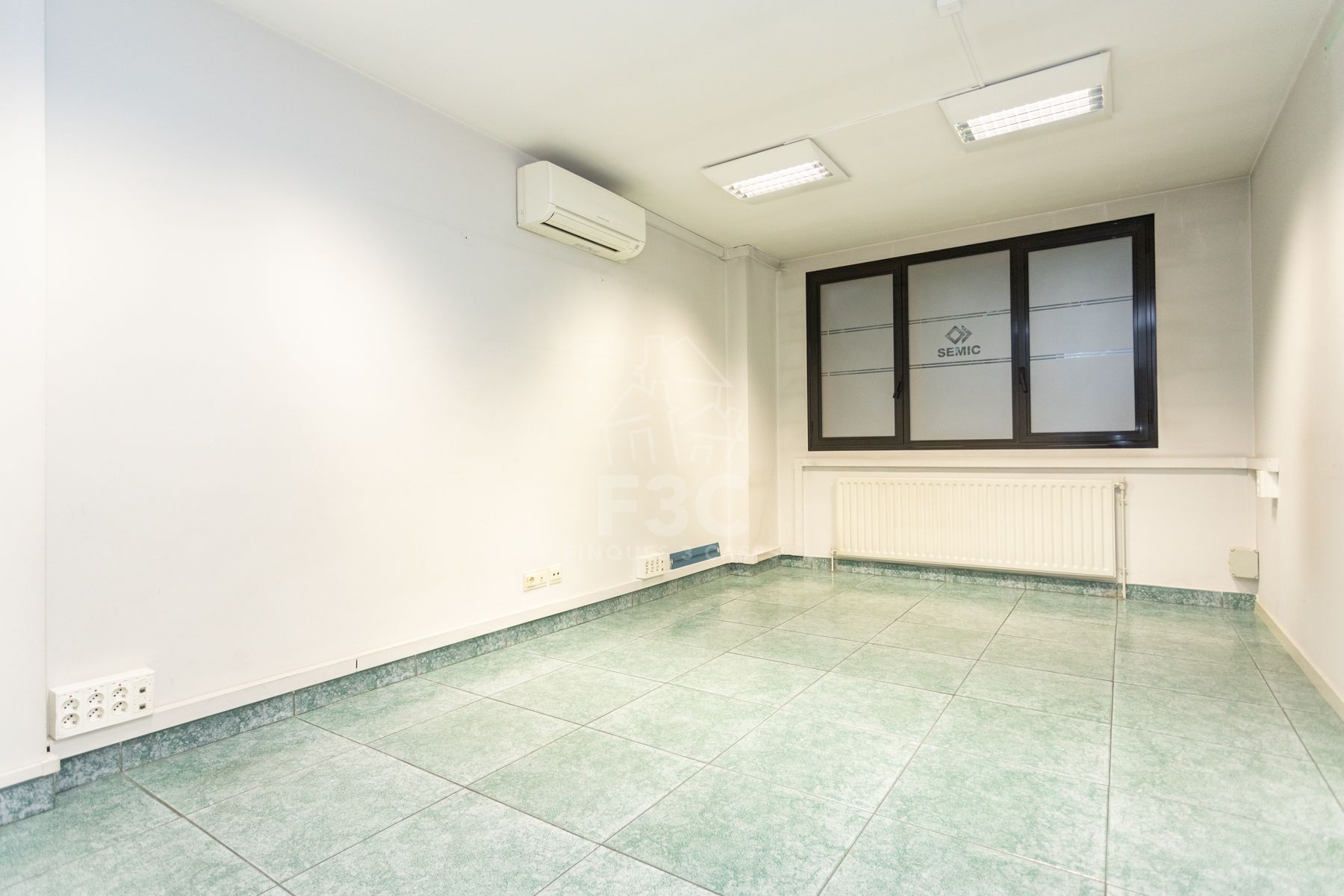 En un exclusiu edifici d'Andorra la Vella, en pl