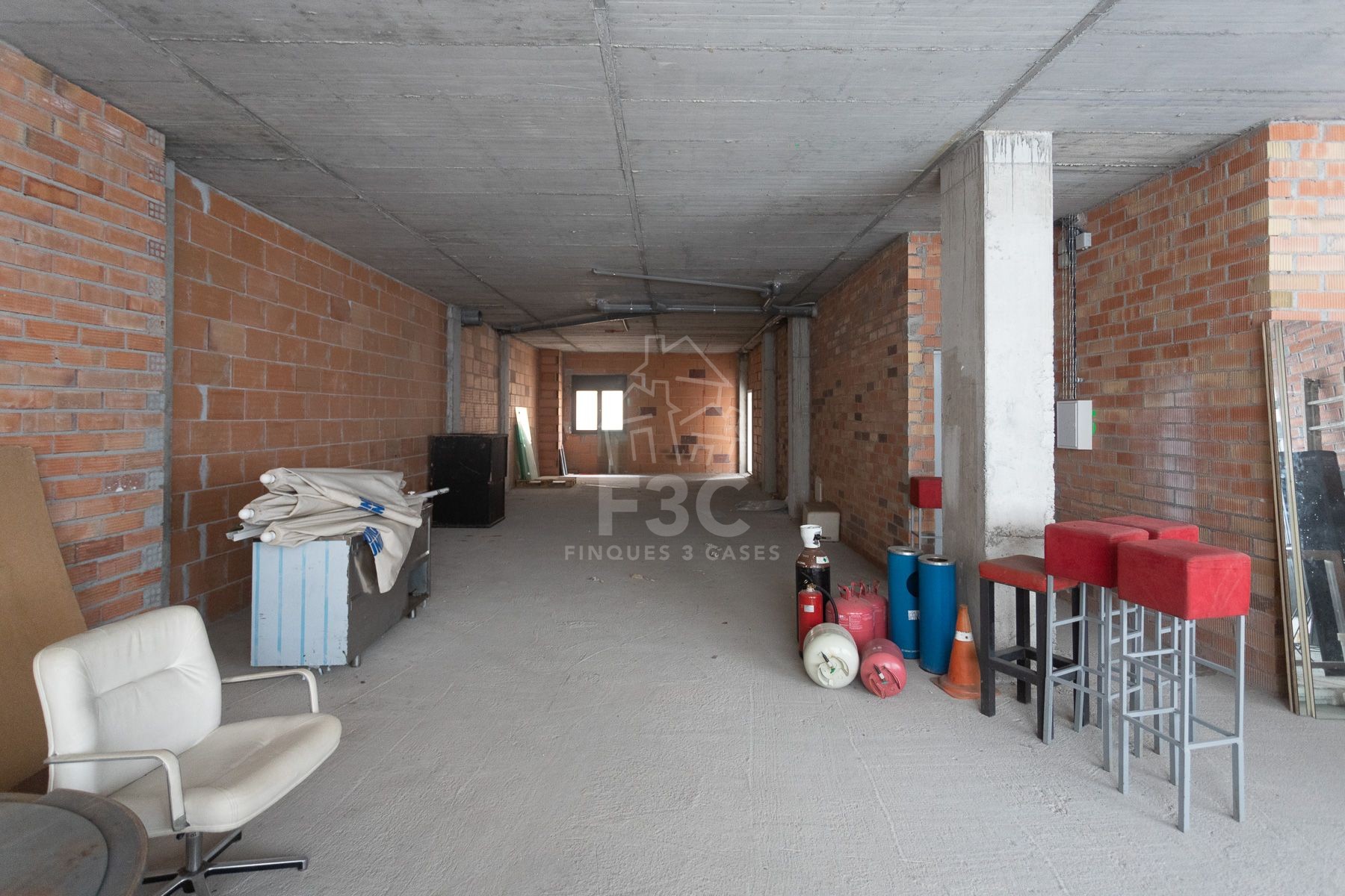 Local comercial per comprar situat en planta baixa