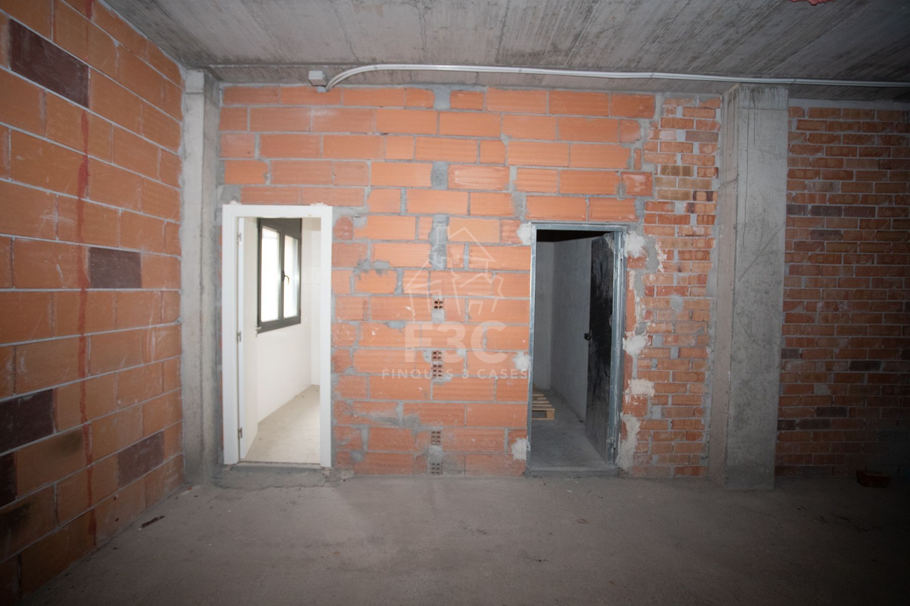 Local comercial per comprar situat en planta baixa