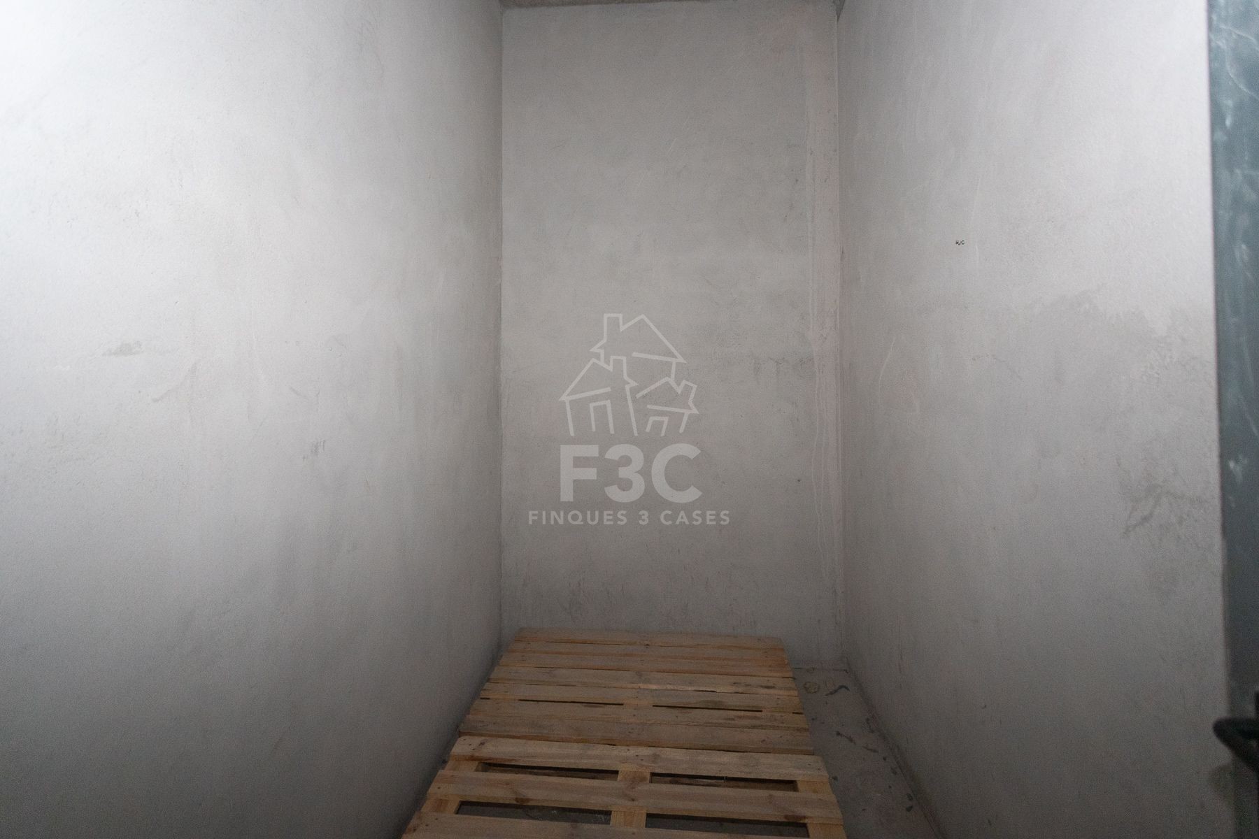 Local comercial per comprar situat en planta baixa