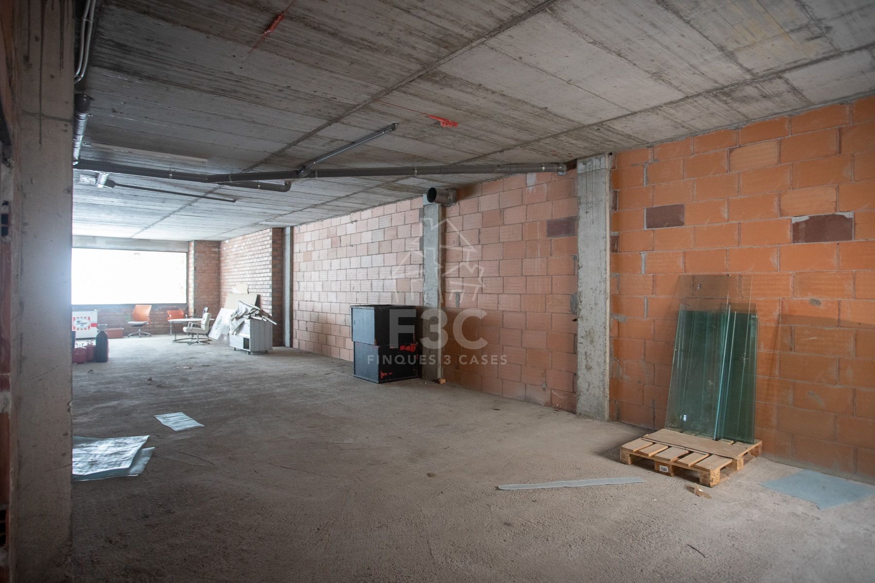 Local comercial per comprar situat en planta baixa