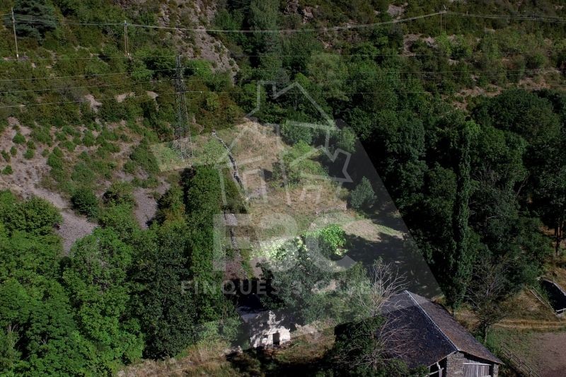 Terreny per comprar situat en la carretera General