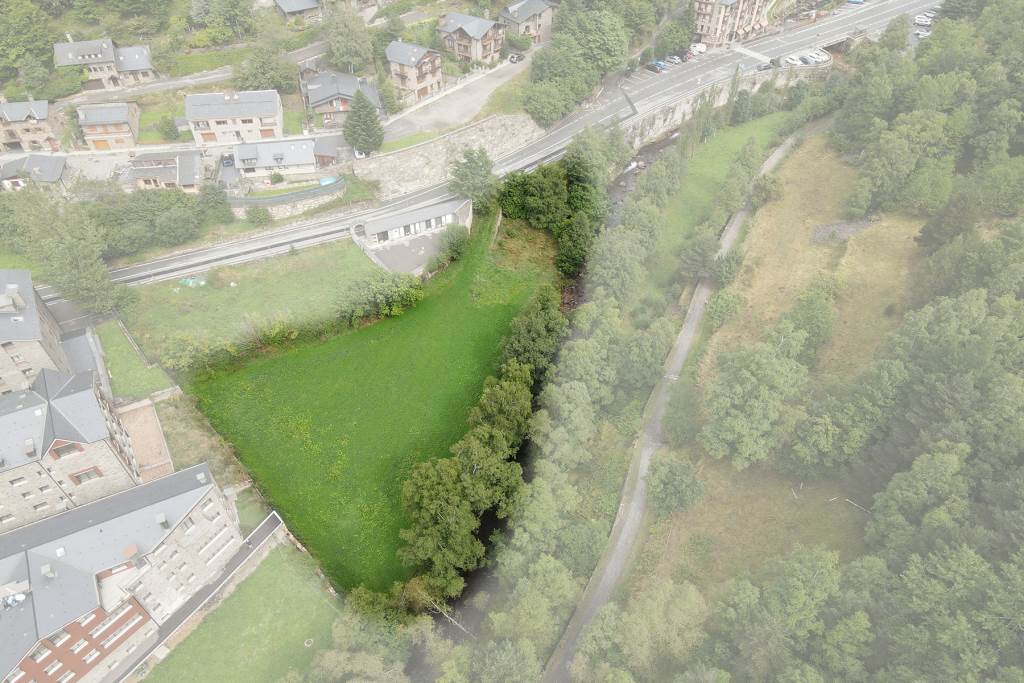 Terreny a la venda a Llorts, parròquia d'Ordino,