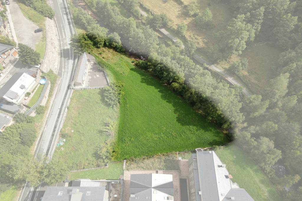 Terreny a la venda a Llorts, parròquia d'Ordino,