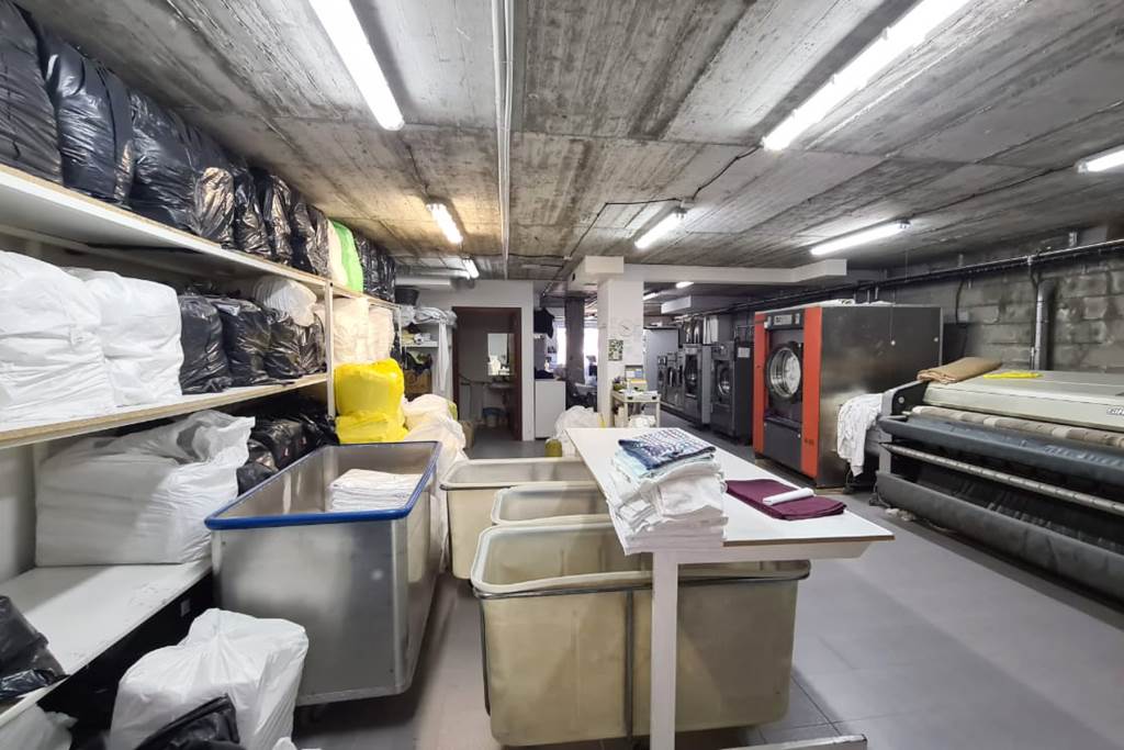 Bugaderia industrial per traspassar a Incles, a la