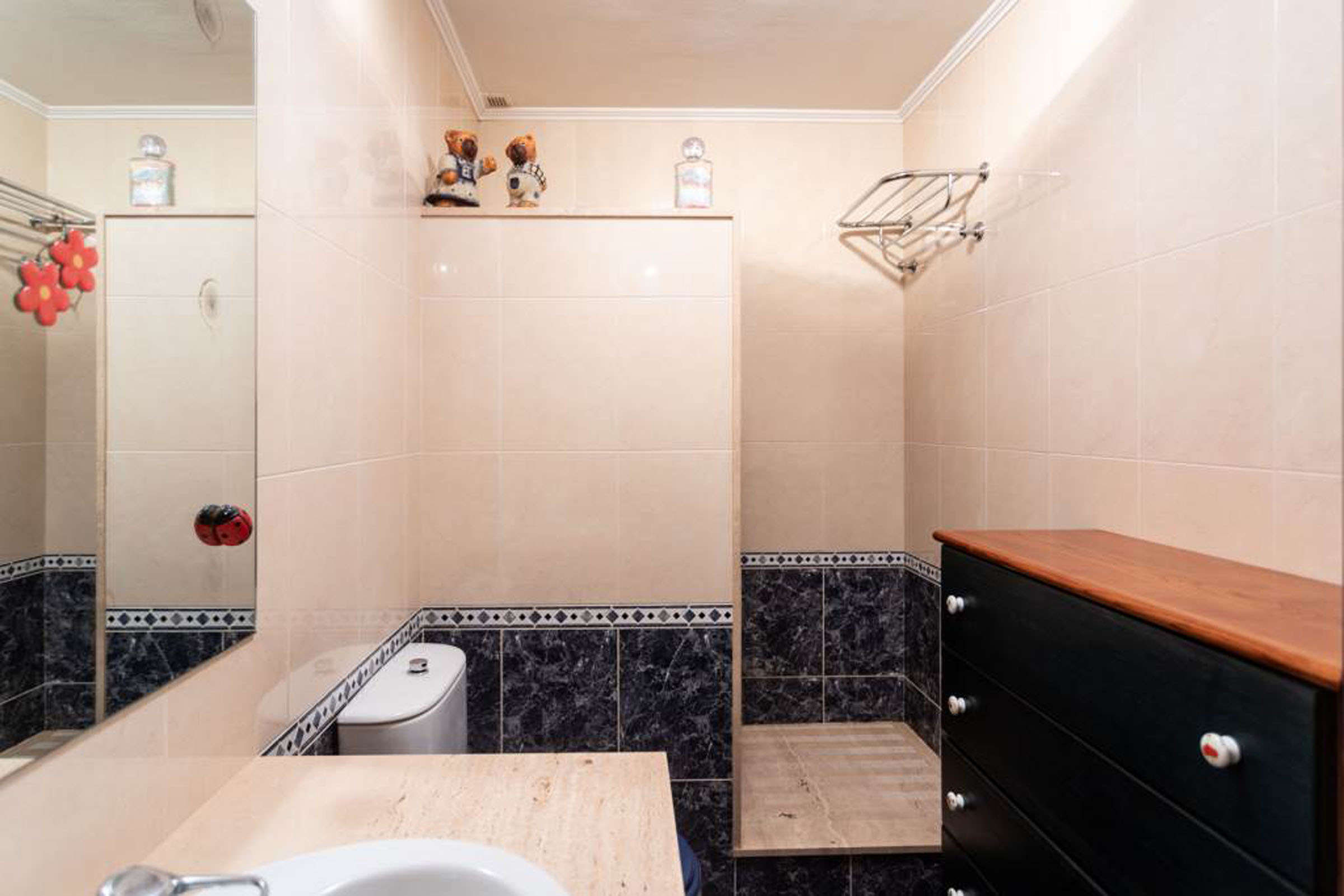 Exclusiva casa adossada, per comprar, a la parròq