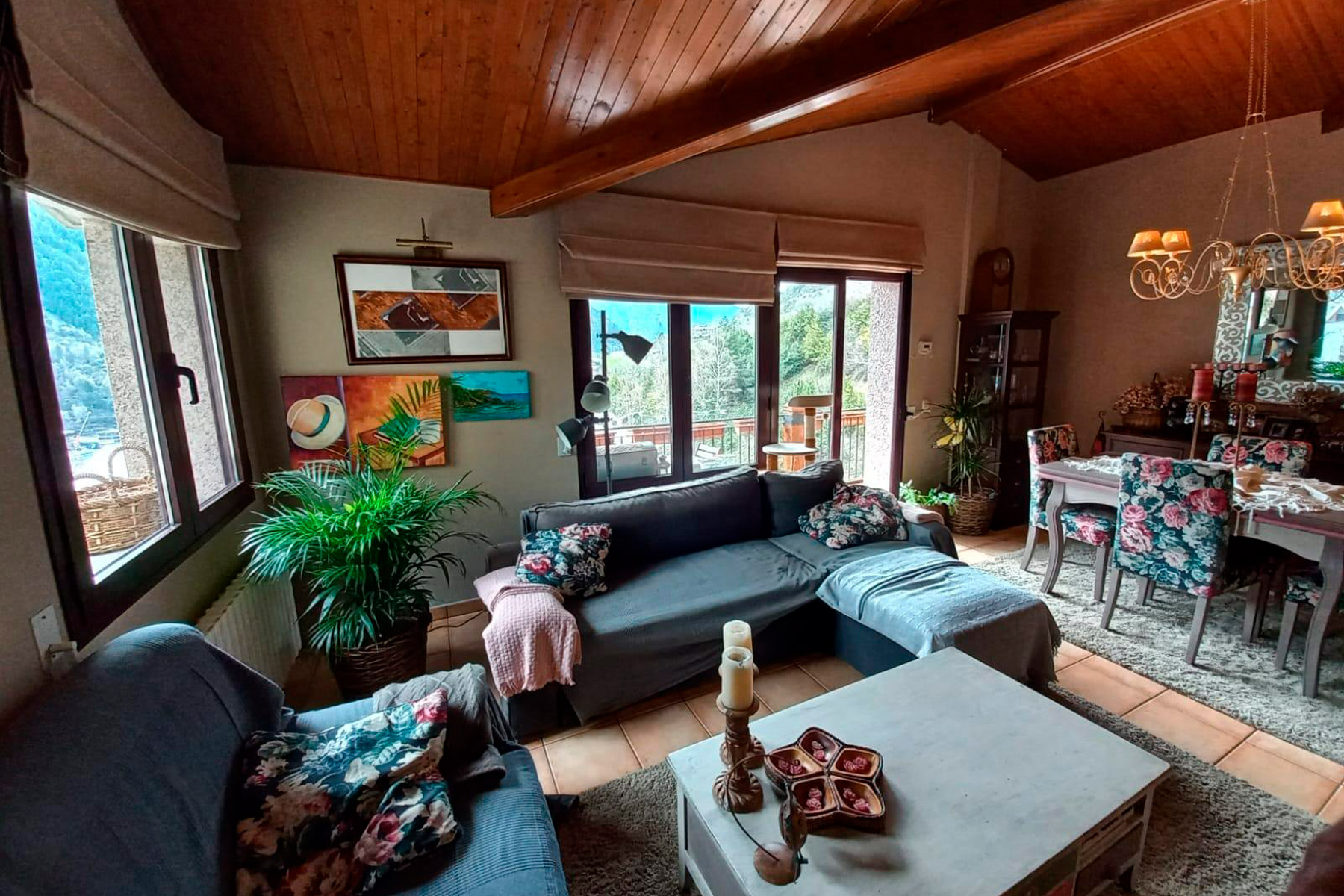 Descobreix aquest magnífic àtic en venda a Hort 