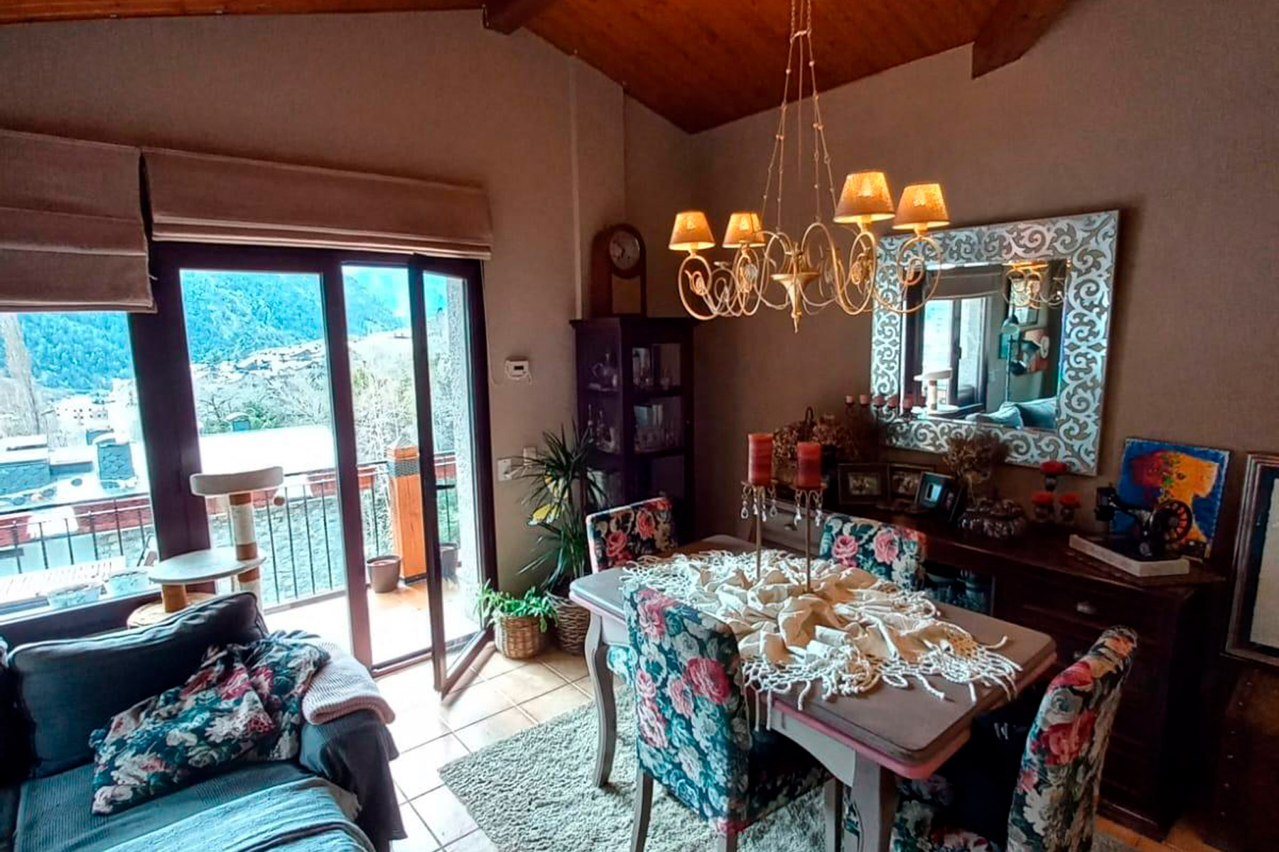 Descobreix aquest magnífic àtic en venda a Hort 