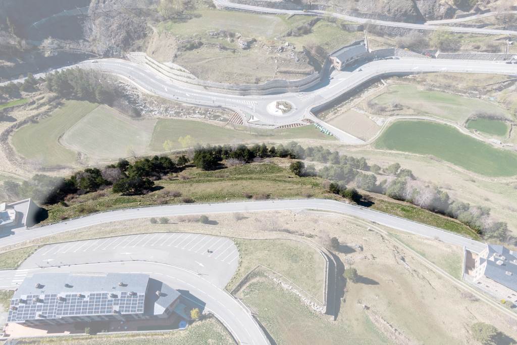 Àmplia parcel·la amb projecte de construcció re