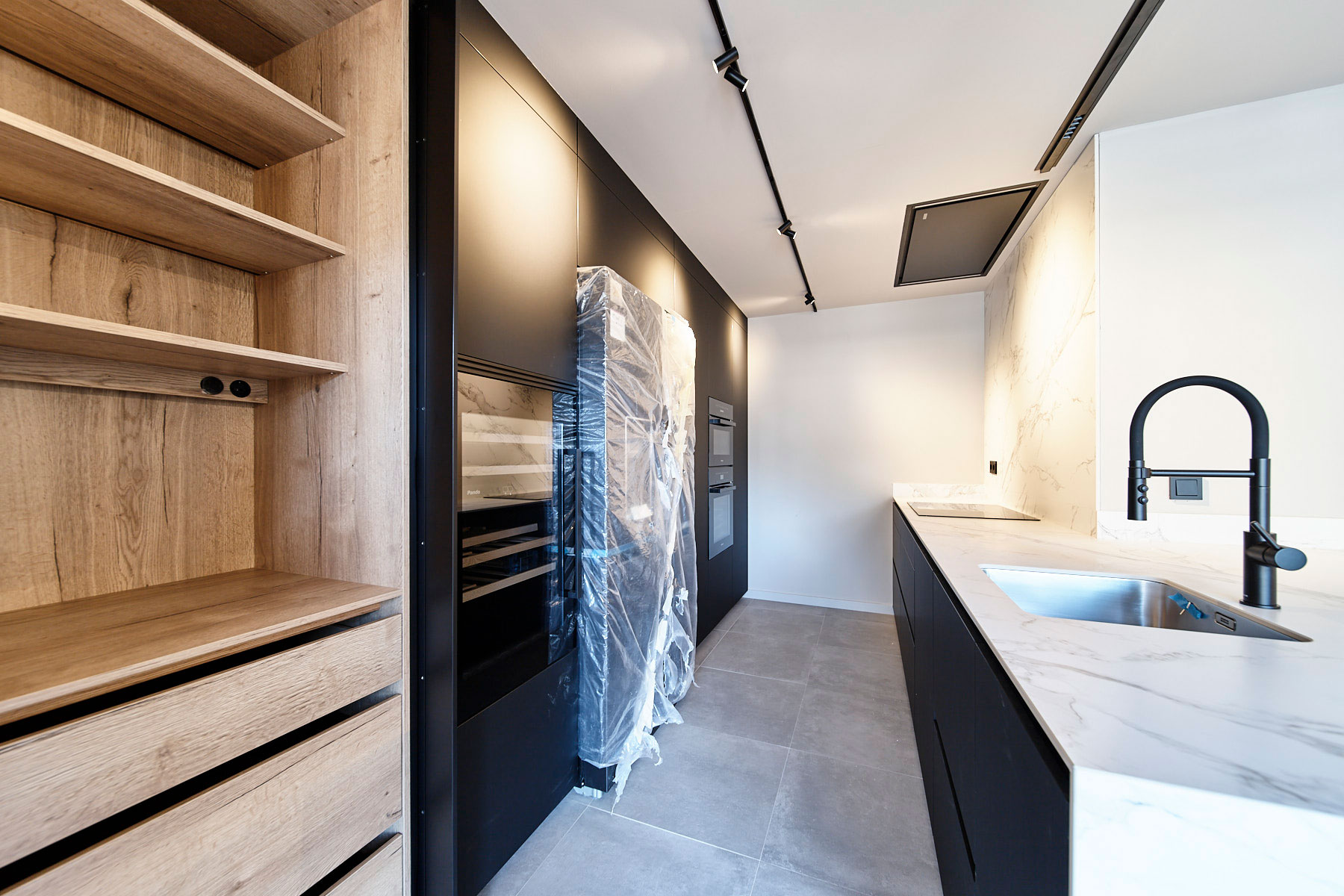 Elegant àtic de 238 m² de nova construcció disp