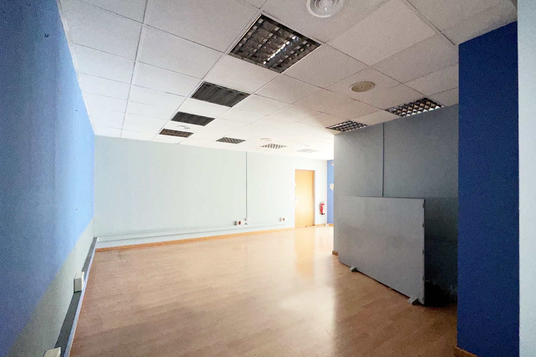 Actualment llogat! Local comercial en venda amb un