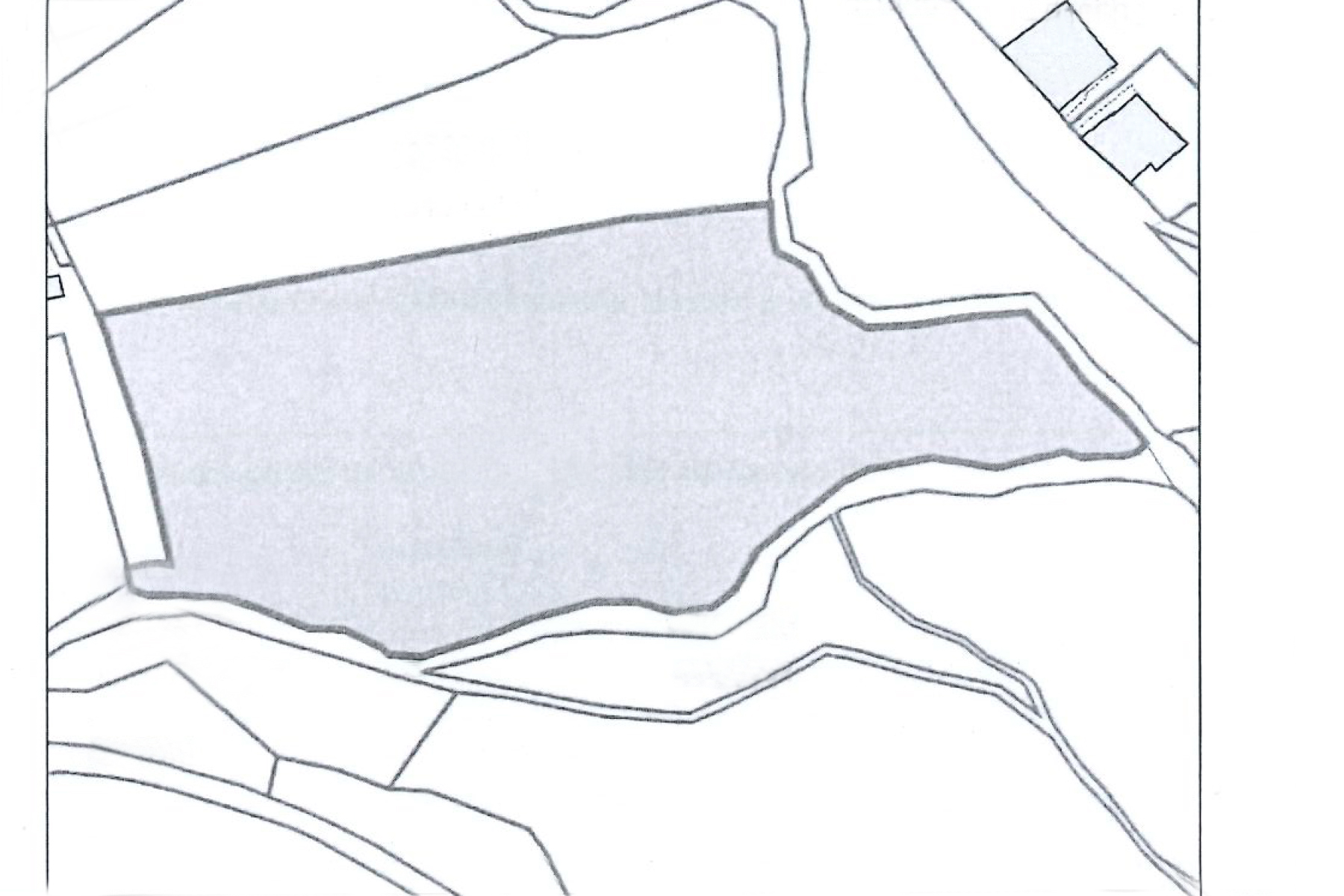 Amb una extensió de 7.205,77 m2, aquest terreny u