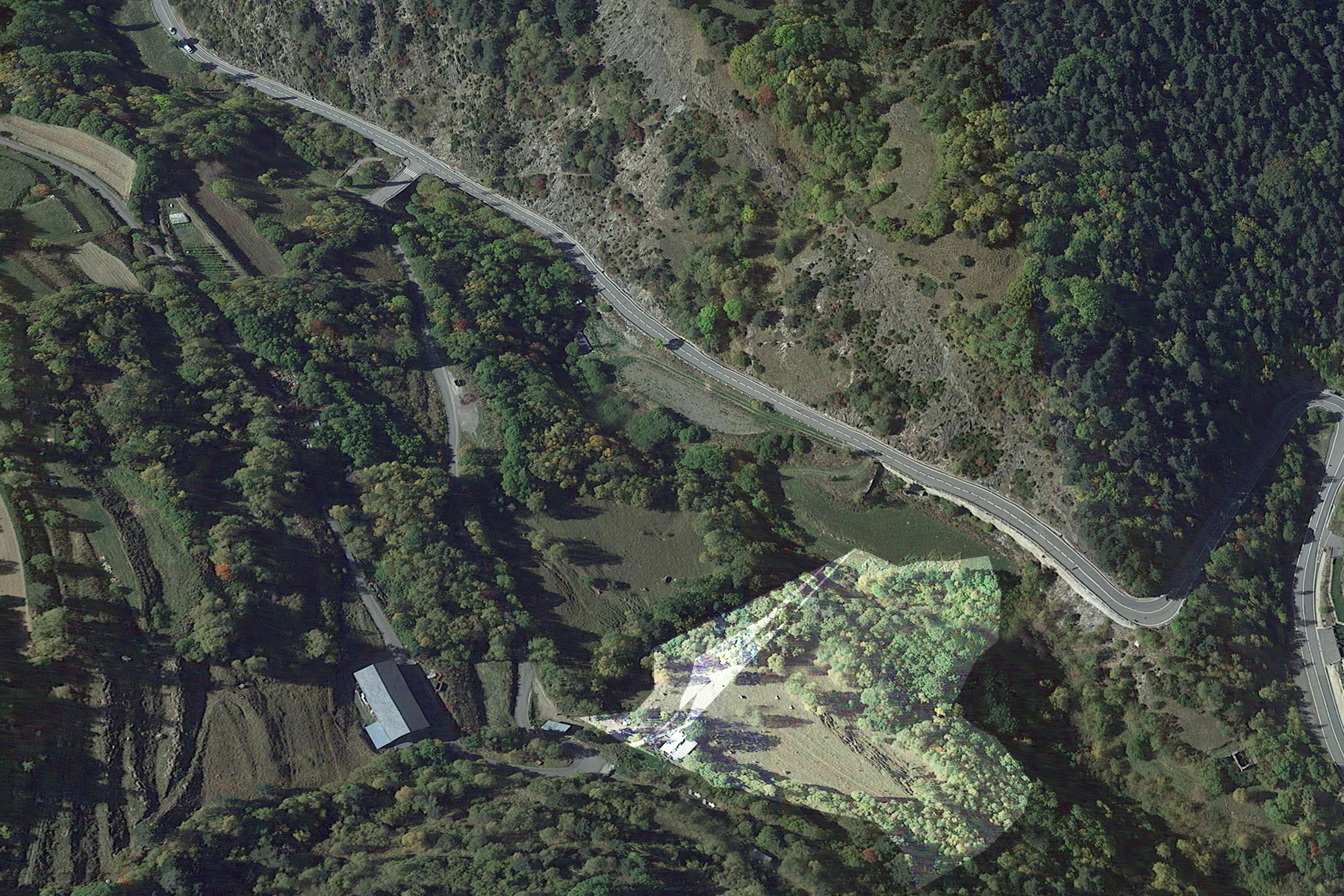 Terreny amb borda construïda ubicat a Pal, La Mas