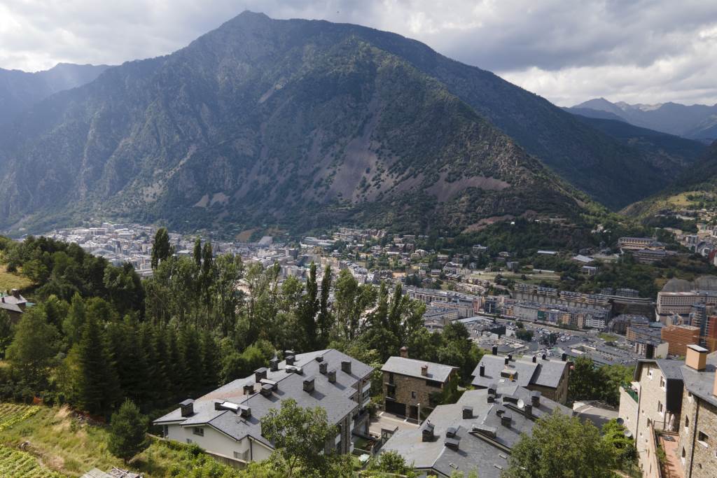Aquest conjunt de feixes en venda estan molt ben u