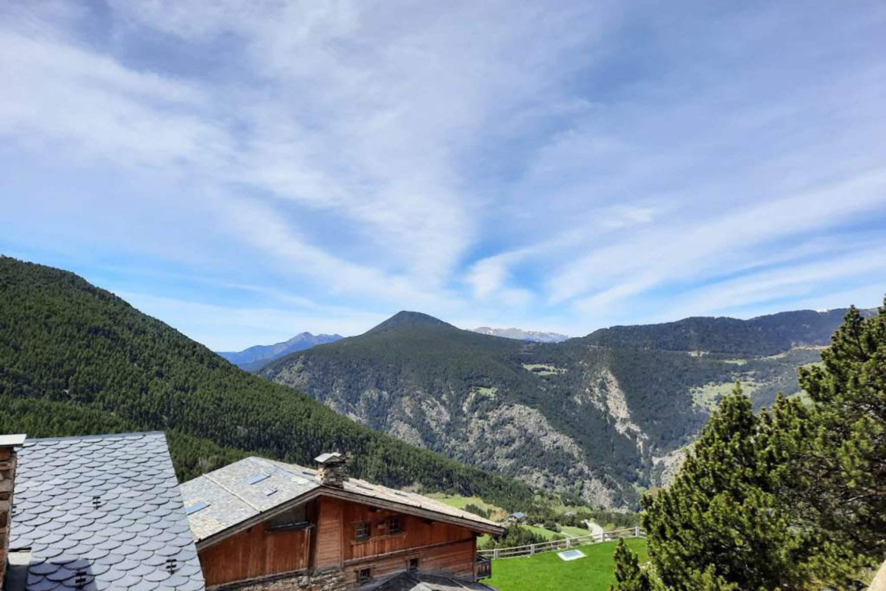 Exclusiva casa adossada de muntanya per a comprar 