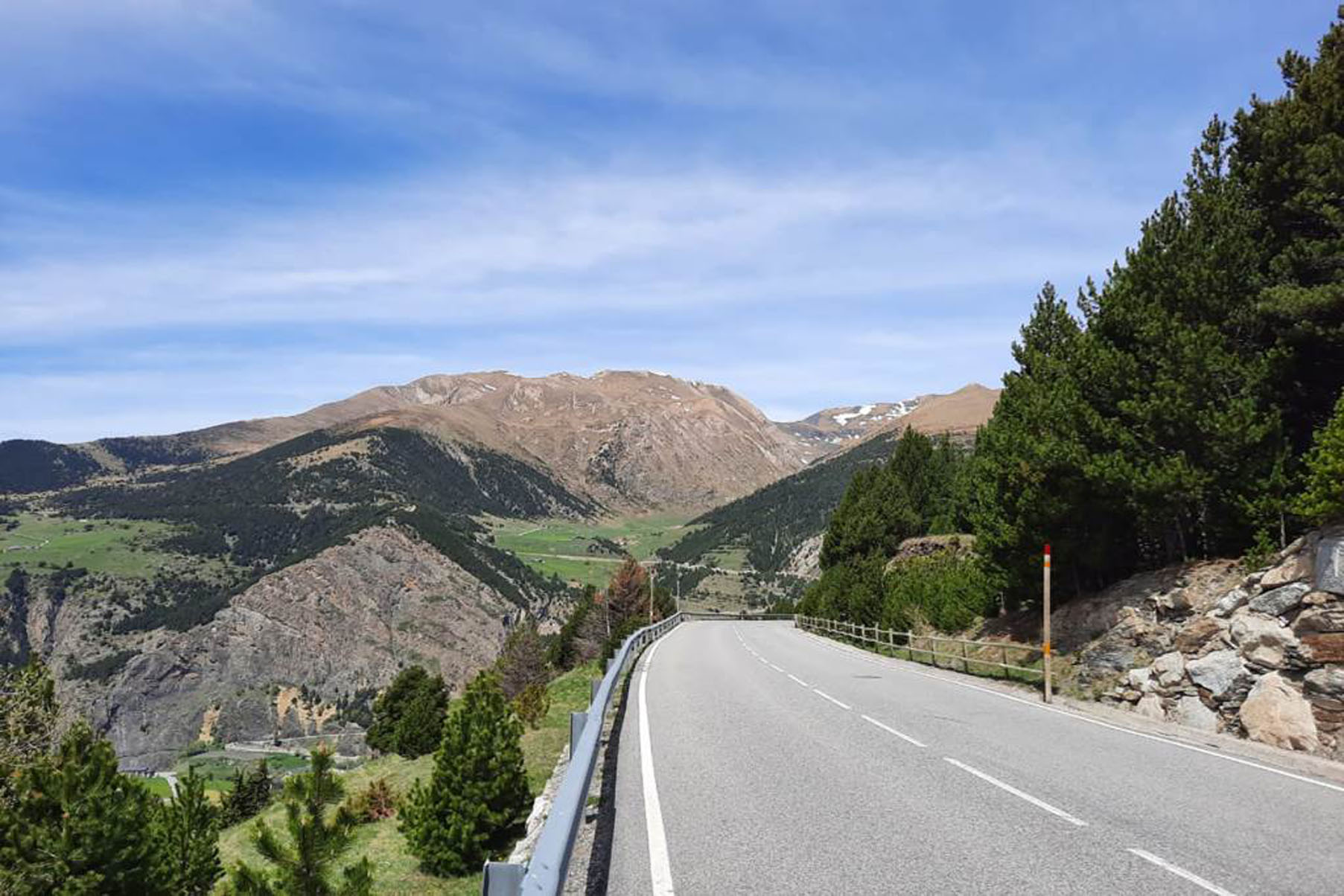 Exclusiva casa adossada de muntanya per a comprar 