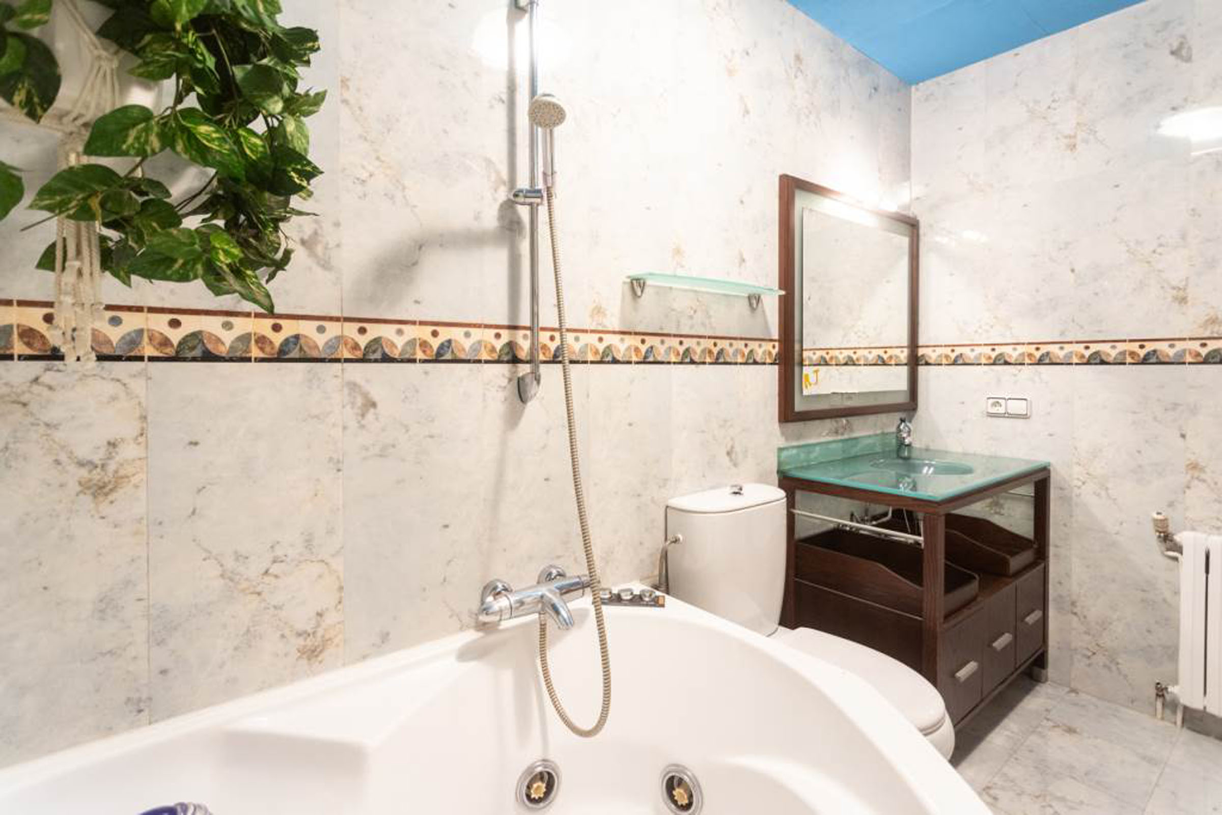 Exclusiva casa adossada, per comprar, a la parròq