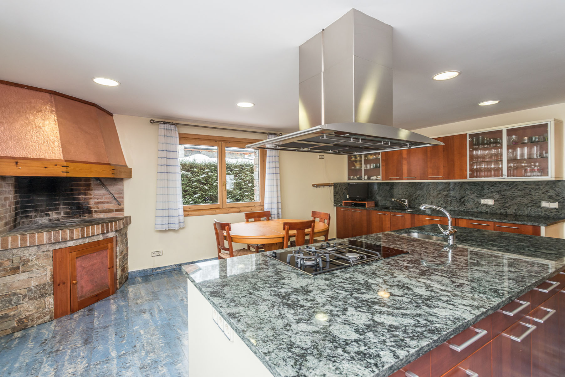 Aquesta exclusiva propietat per comprar es troba e