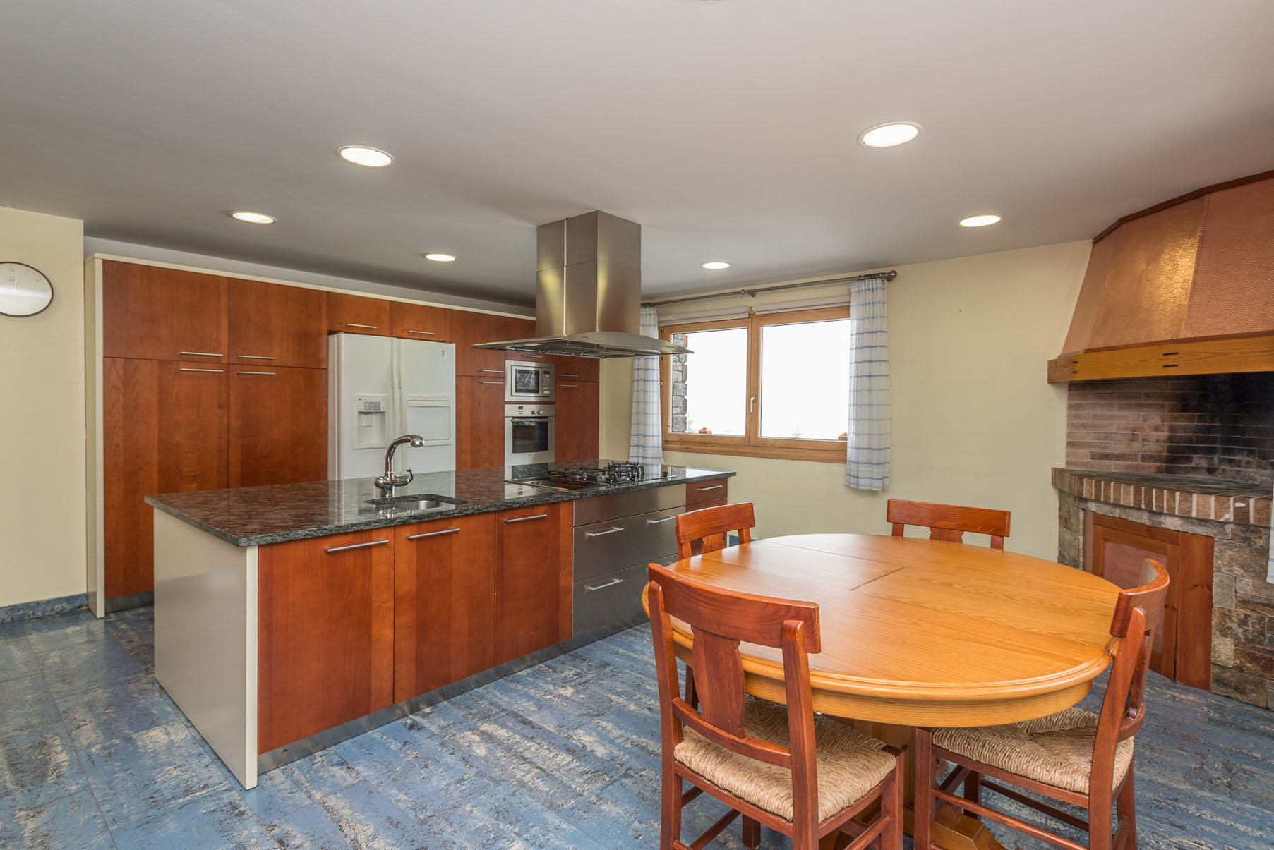 Aquesta exclusiva propietat per comprar es troba e