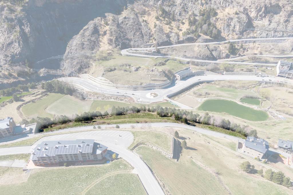 Àmplia parcel·la amb projecte de construcció re