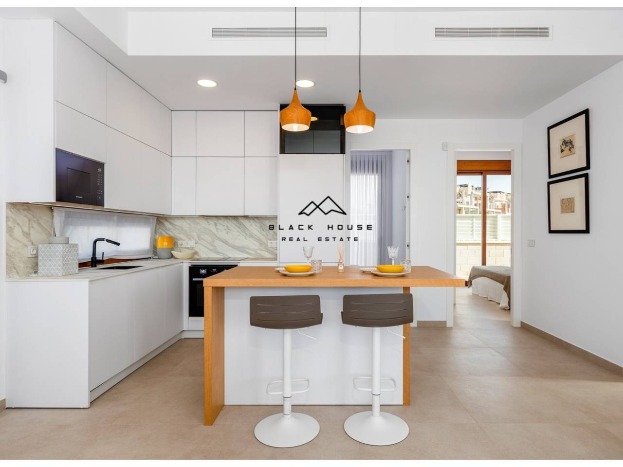 Promoció d'obra nova, a zona costanera turística a Almeria