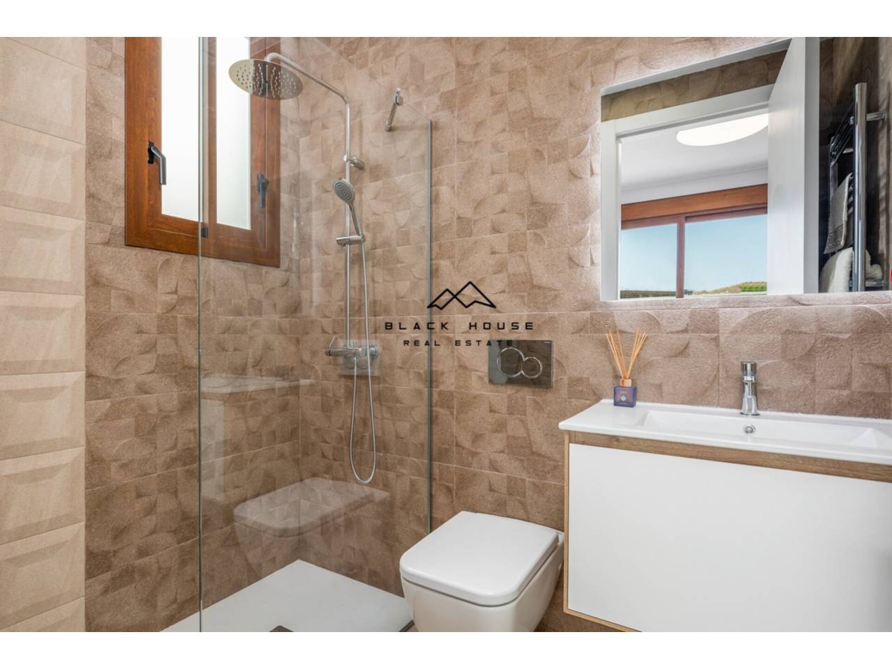 Promoció d'obra nova, a zona costanera turística a Almeria