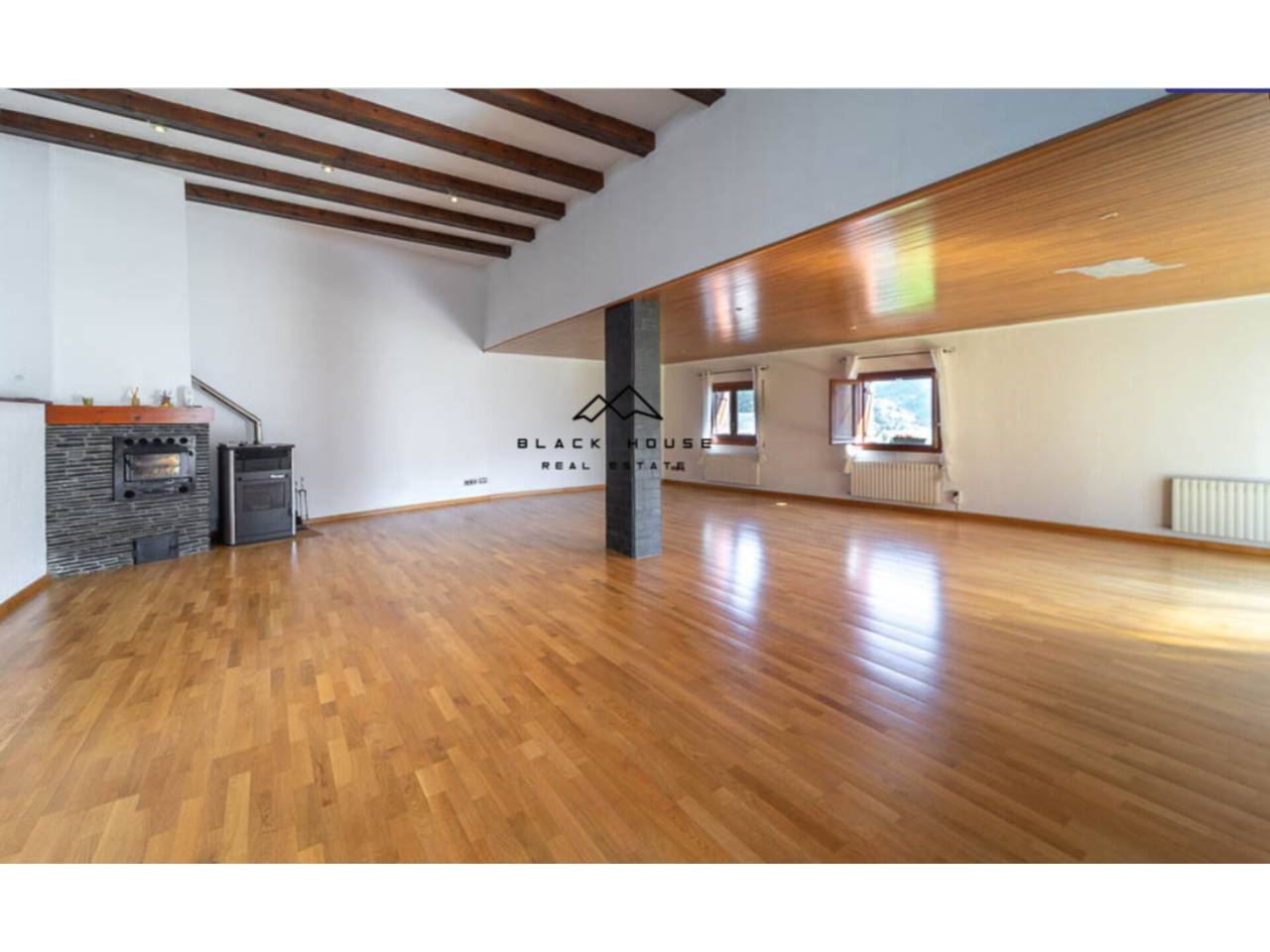 Chalet con espectaculares vistas al Pico de Casamanya