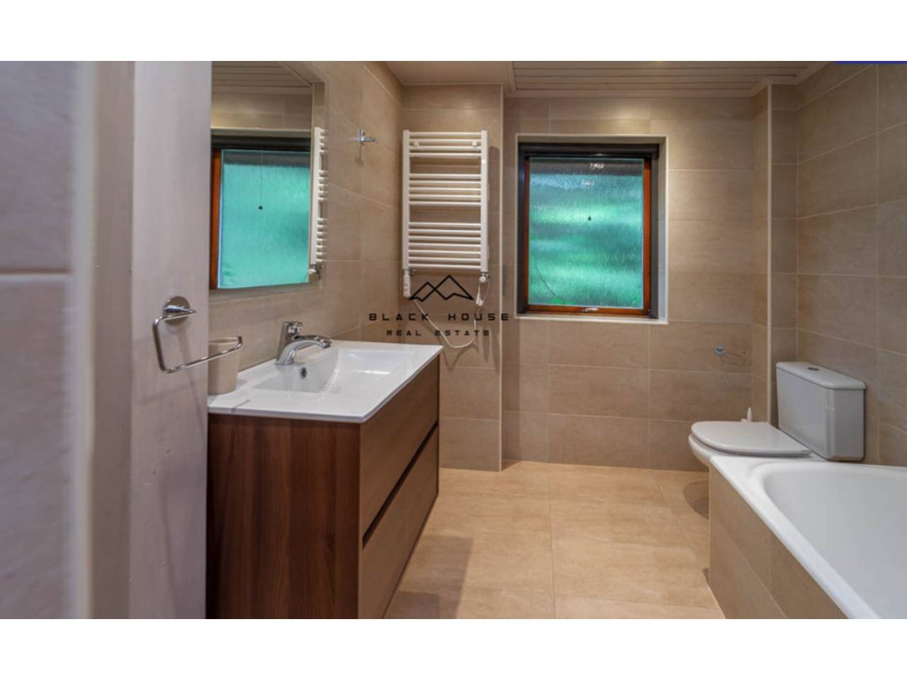 Chalet con espectaculares vistas al Pico de Casamanya