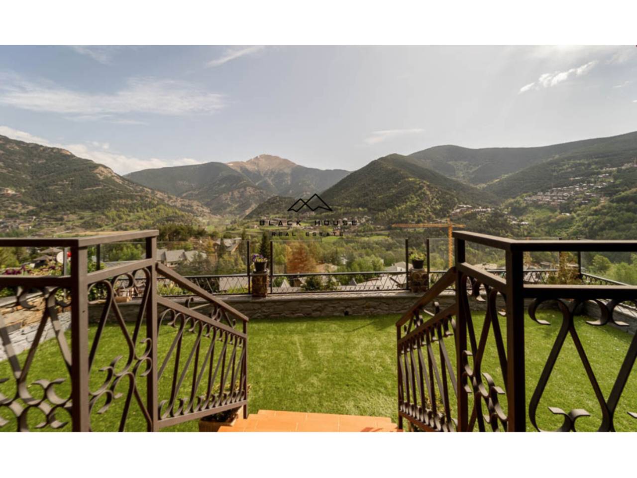 Chalet con espectaculares vistas al Pico de Casamanya