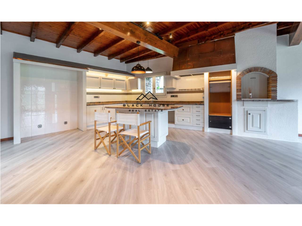 Chalet con espectaculares vistas al Pico de Casamanya