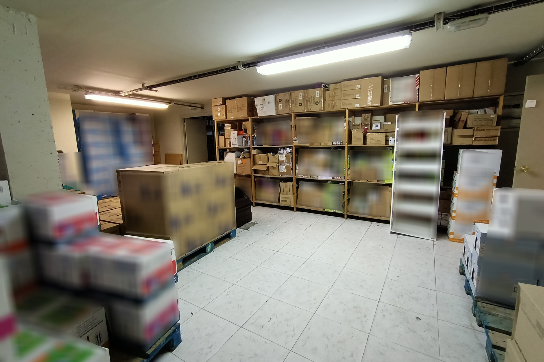 Aquest local comercial de 215,50m² per comprar es