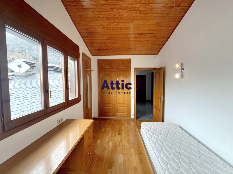 Magnífica casa situada a un complex 