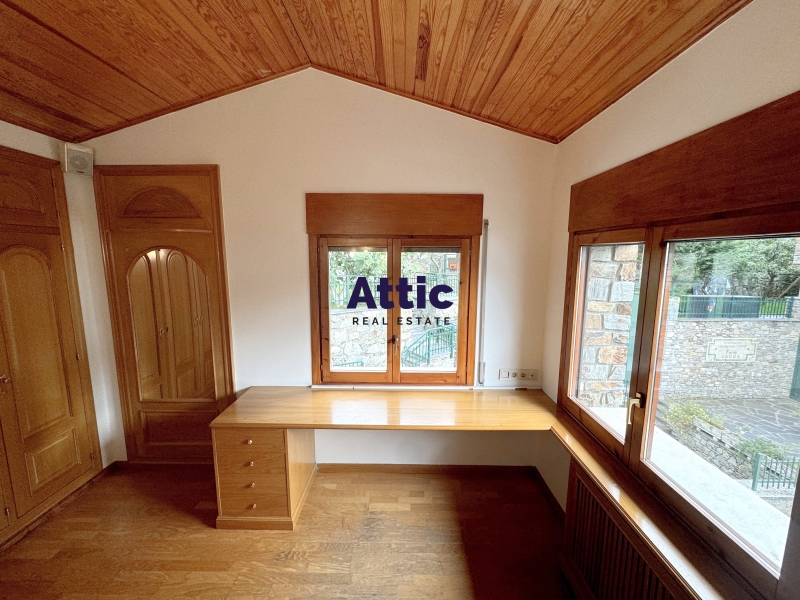 Magnífica casa situada a un complex 