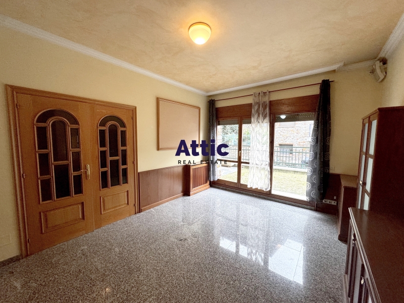 Magnífica casa situada a un complex 