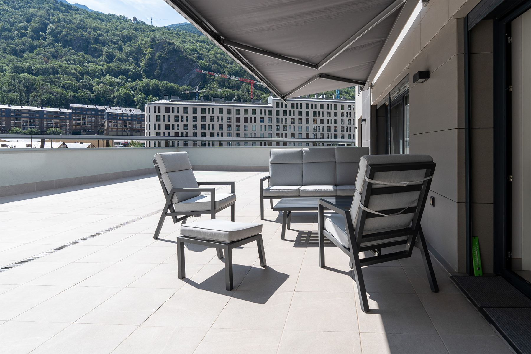 Encantador pis per comprar amb terrassa a Andorra 