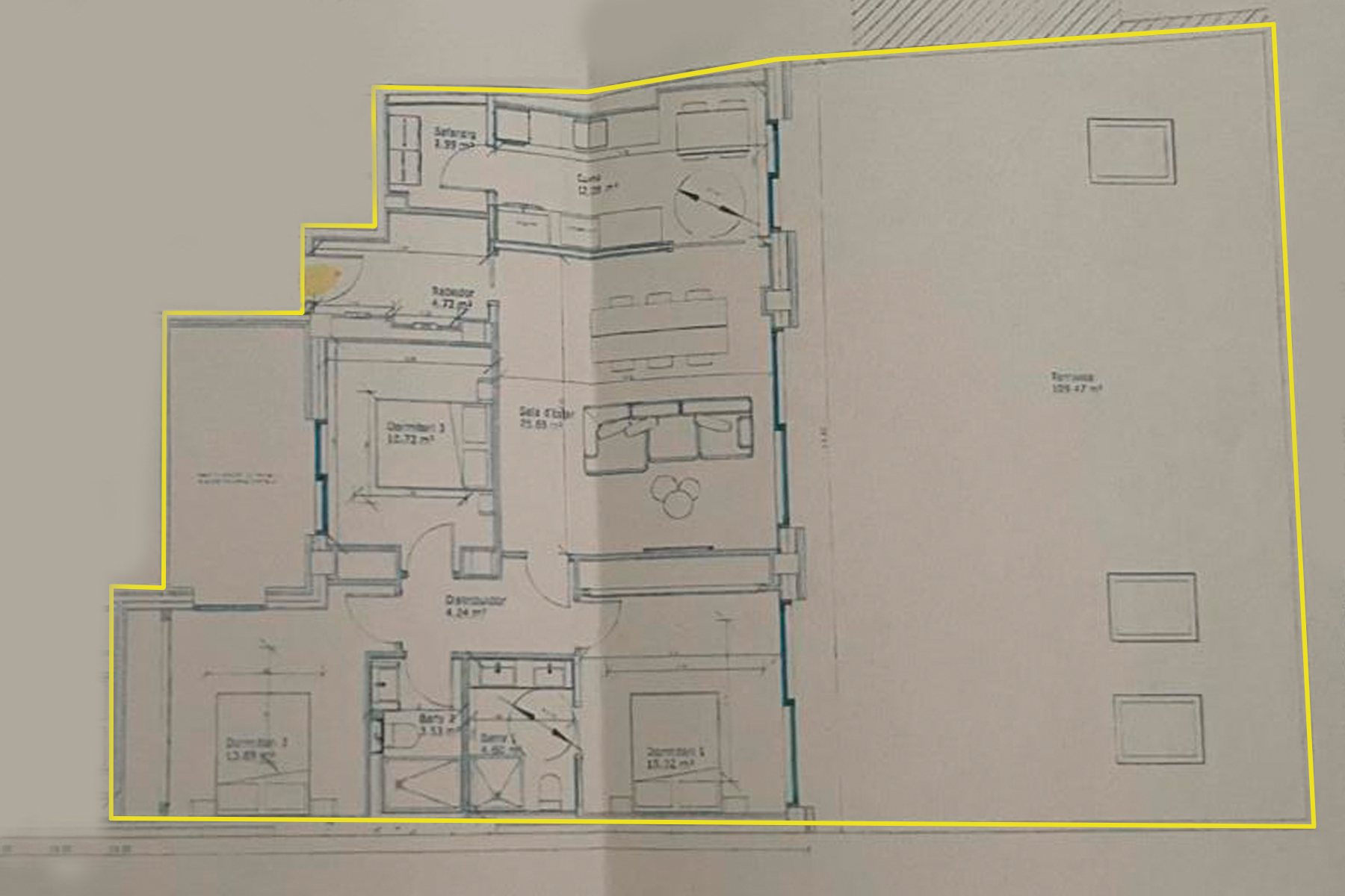 Encantador pis per comprar amb terrassa a Andorra 