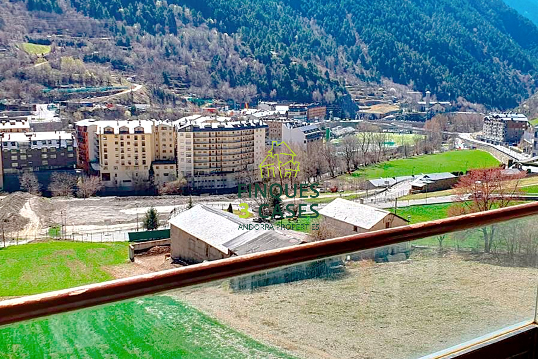 Aquest acollidor pis de 88,5 m² situat a Encamp ?