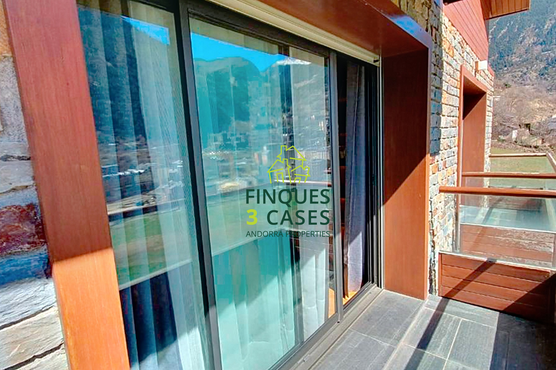 Aquest acollidor pis de 88,5 m² situat a Encamp ?