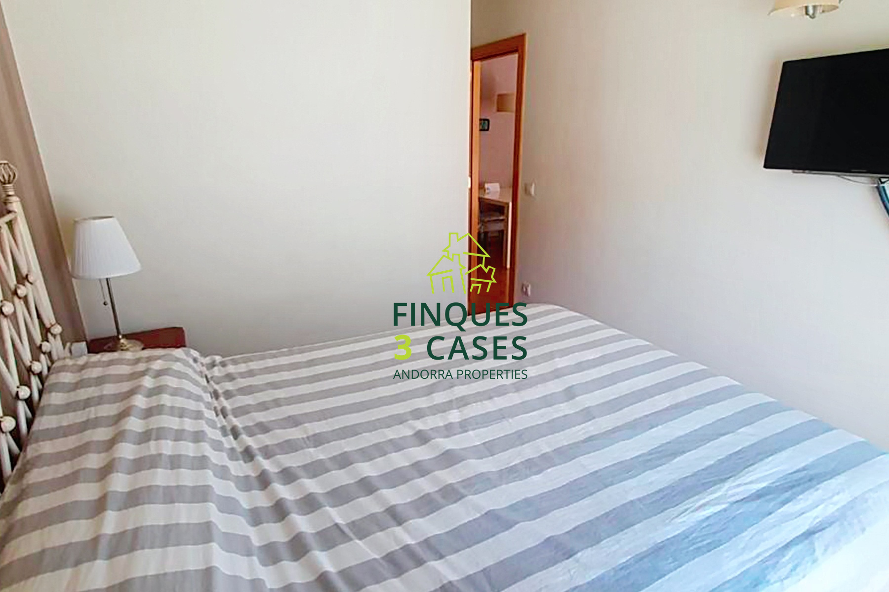 Aquest acollidor pis de 88,5 m² situat a Encamp ?