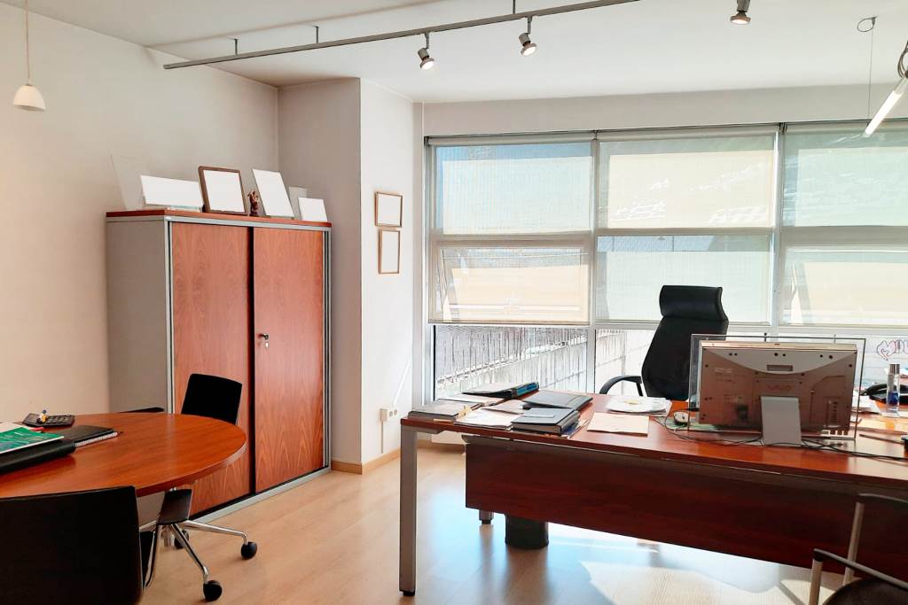 Exclusiva oficina per llogar al Centre d´Andorra 