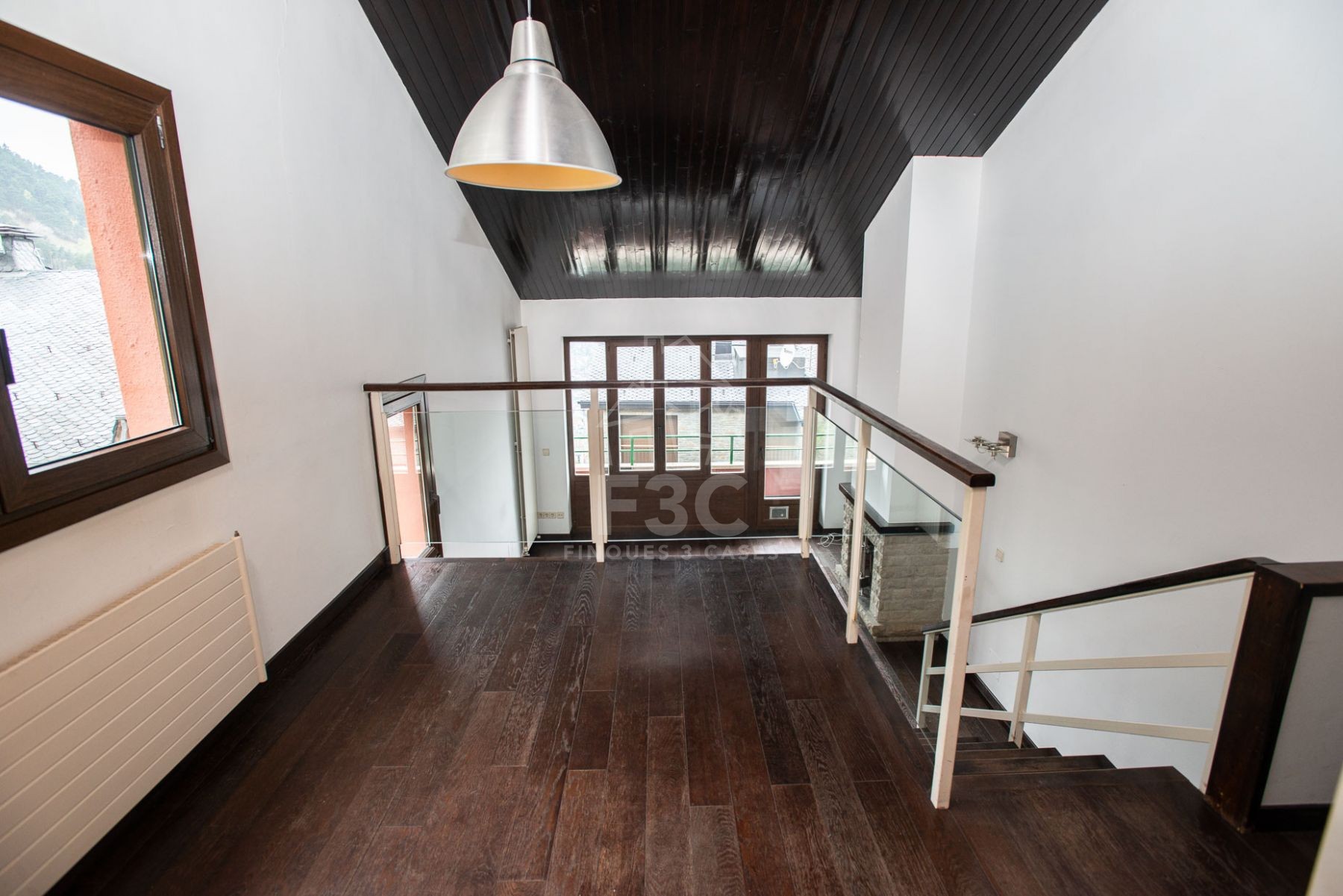 En un conjunt residencial tranquil i assolellat de