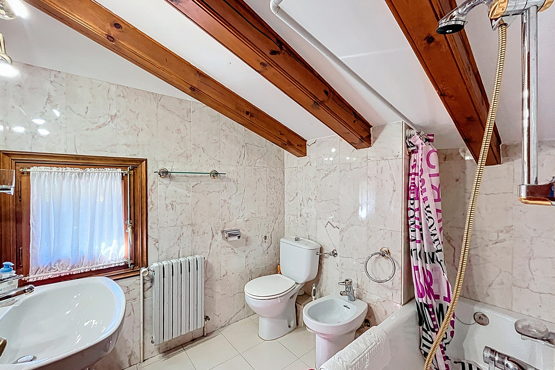 Gaudeix d’aquesta excel·lent oportunitat de com