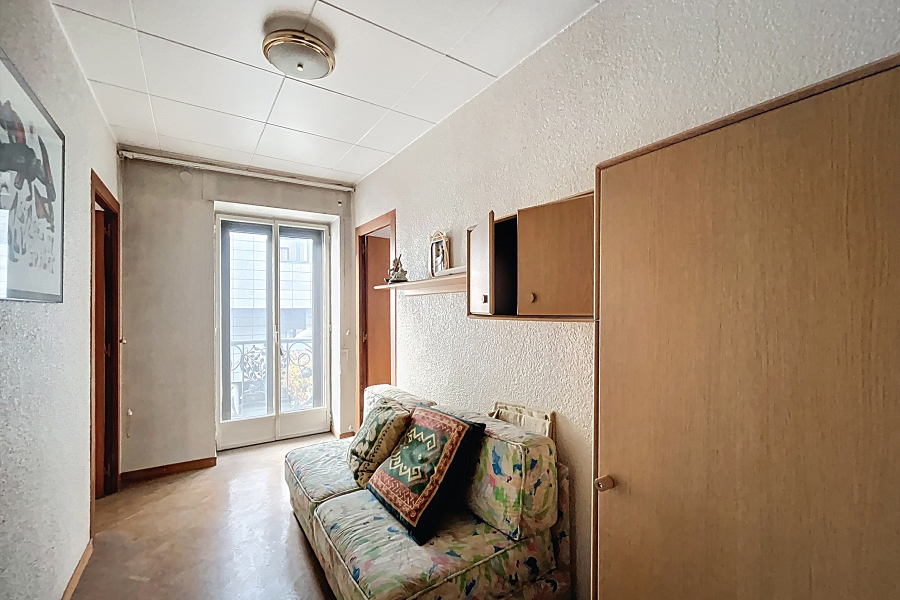 Presentem aquest exclusiu i emblemàtic edifici re