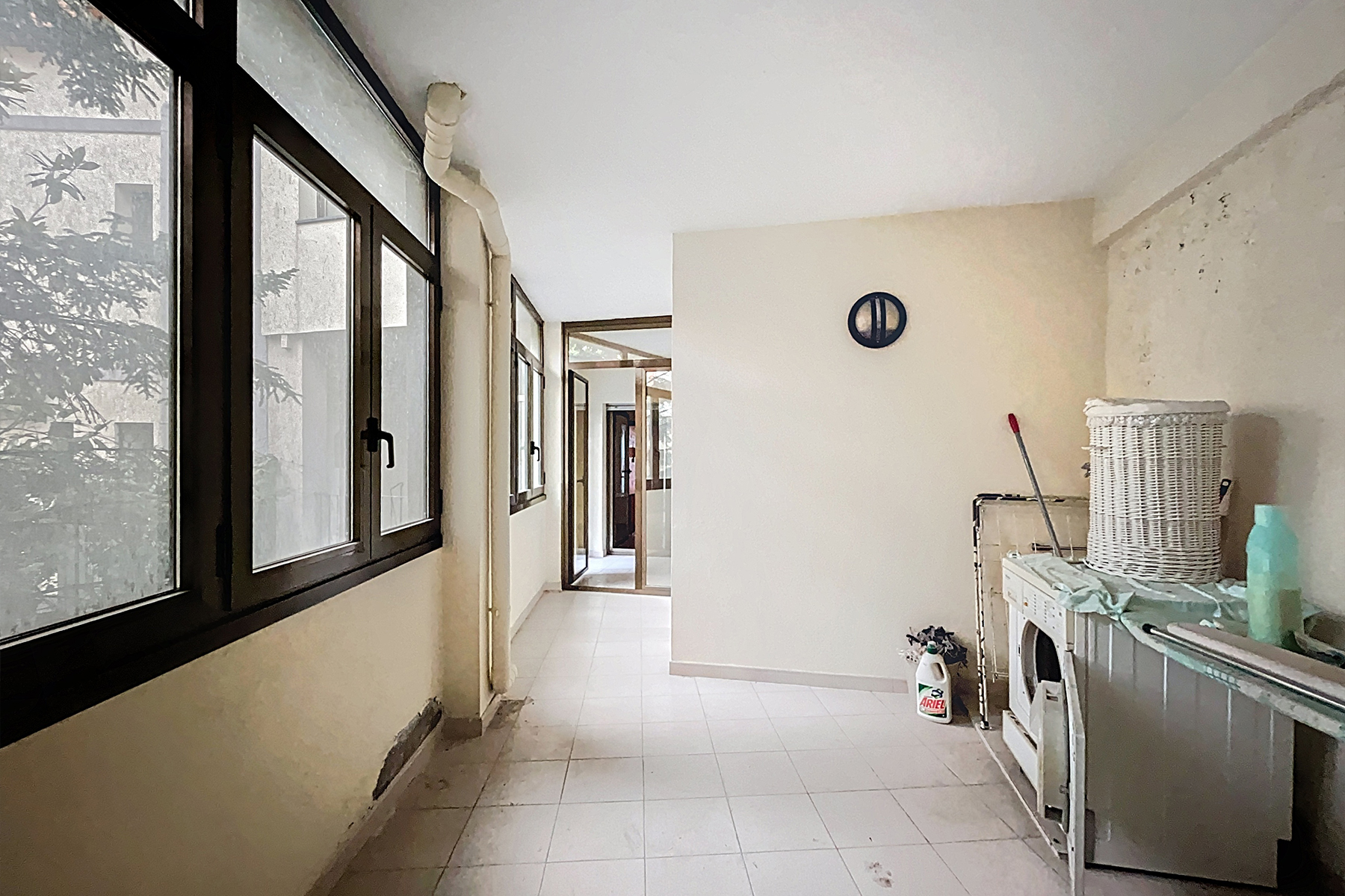 Presentem aquest exclusiu i emblemàtic edifici re