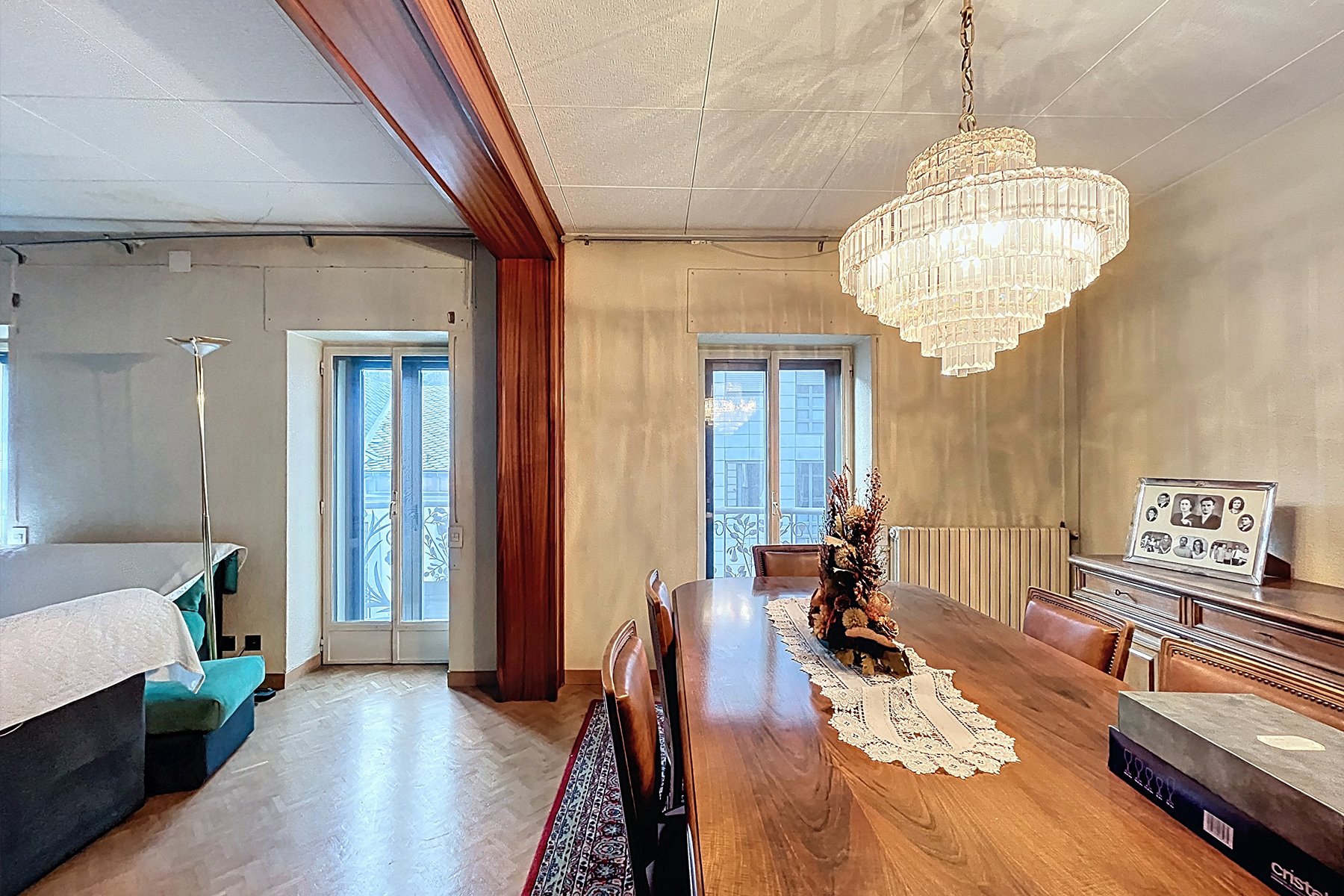 Presentem aquest exclusiu i emblemàtic edifici re