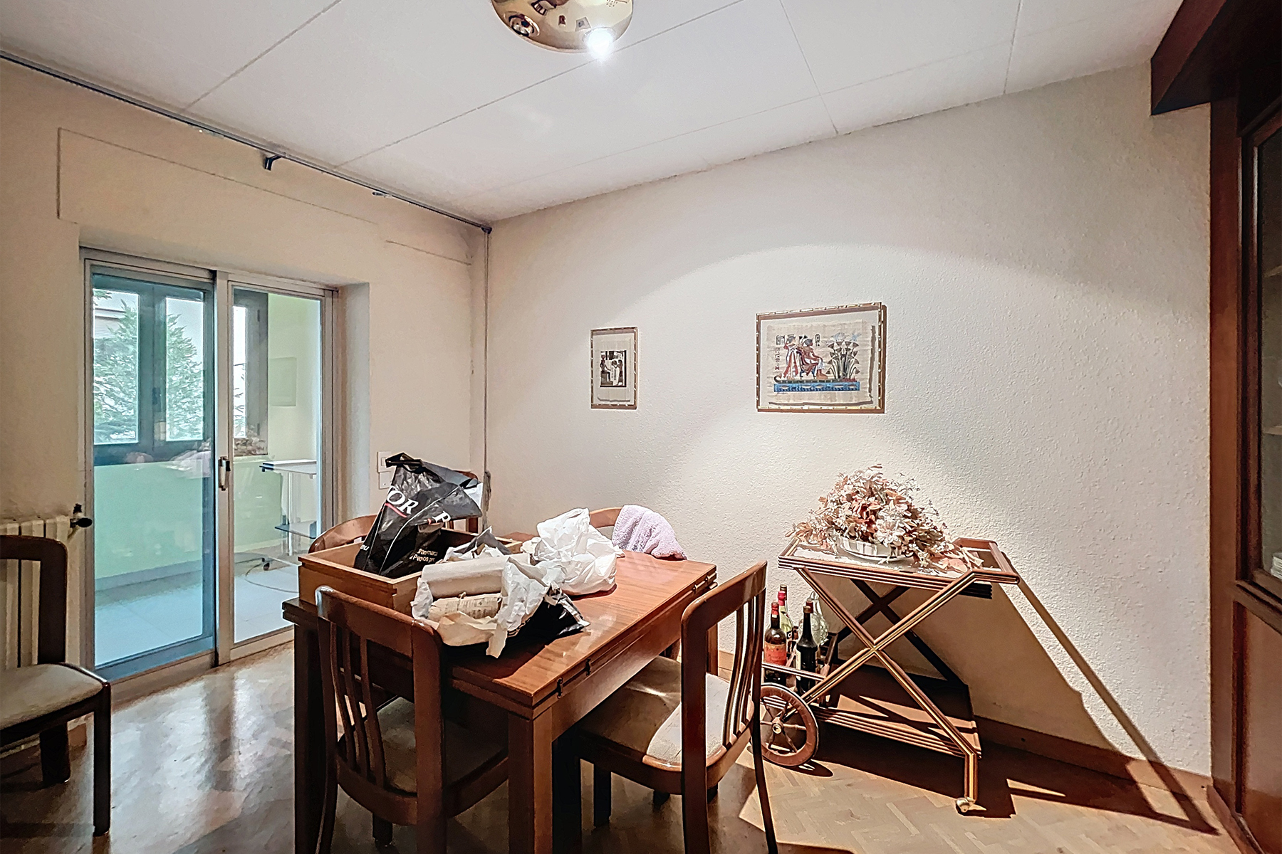 Presentem aquest exclusiu i emblemàtic edifici re