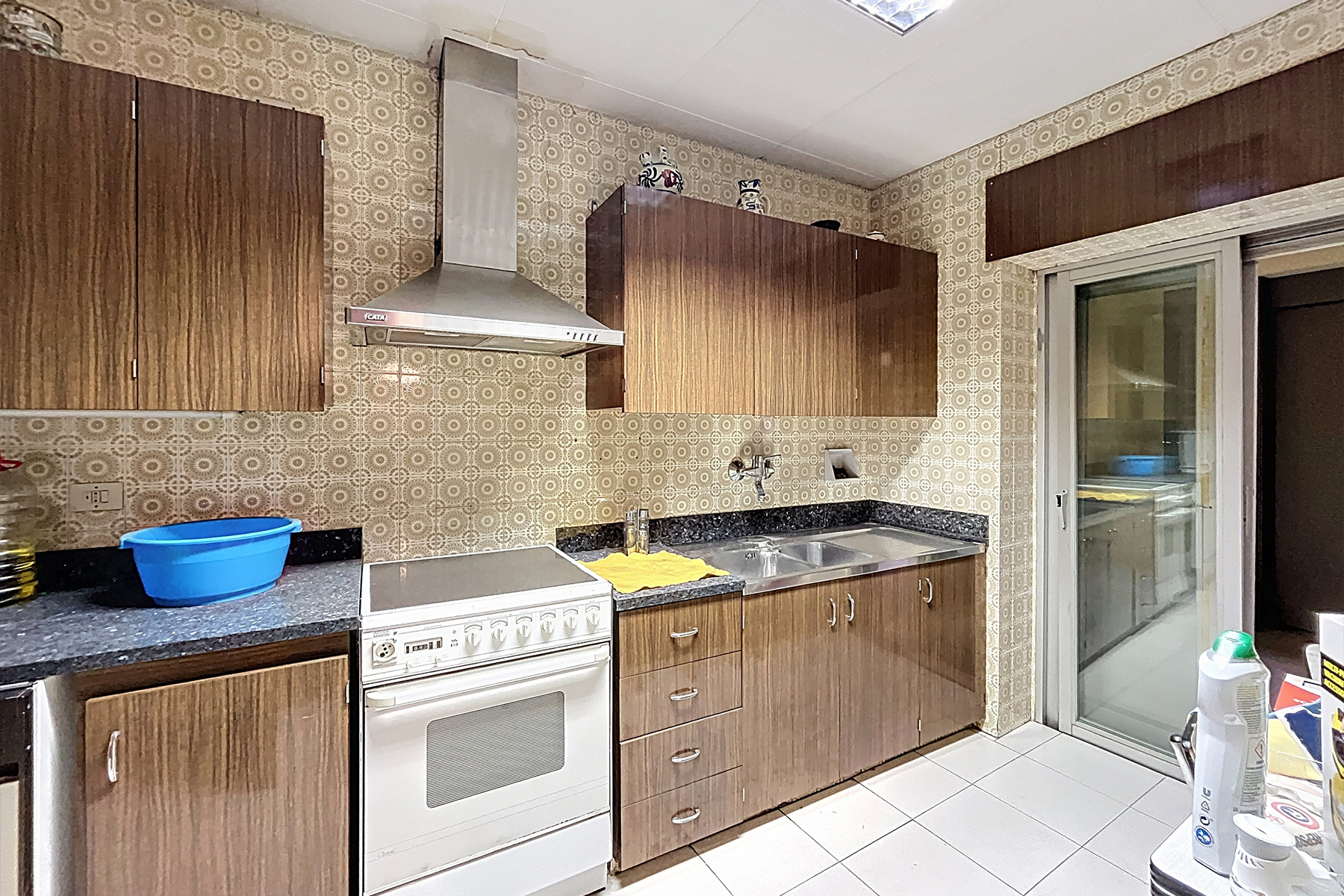 Presentem aquest exclusiu i emblemàtic edifici re