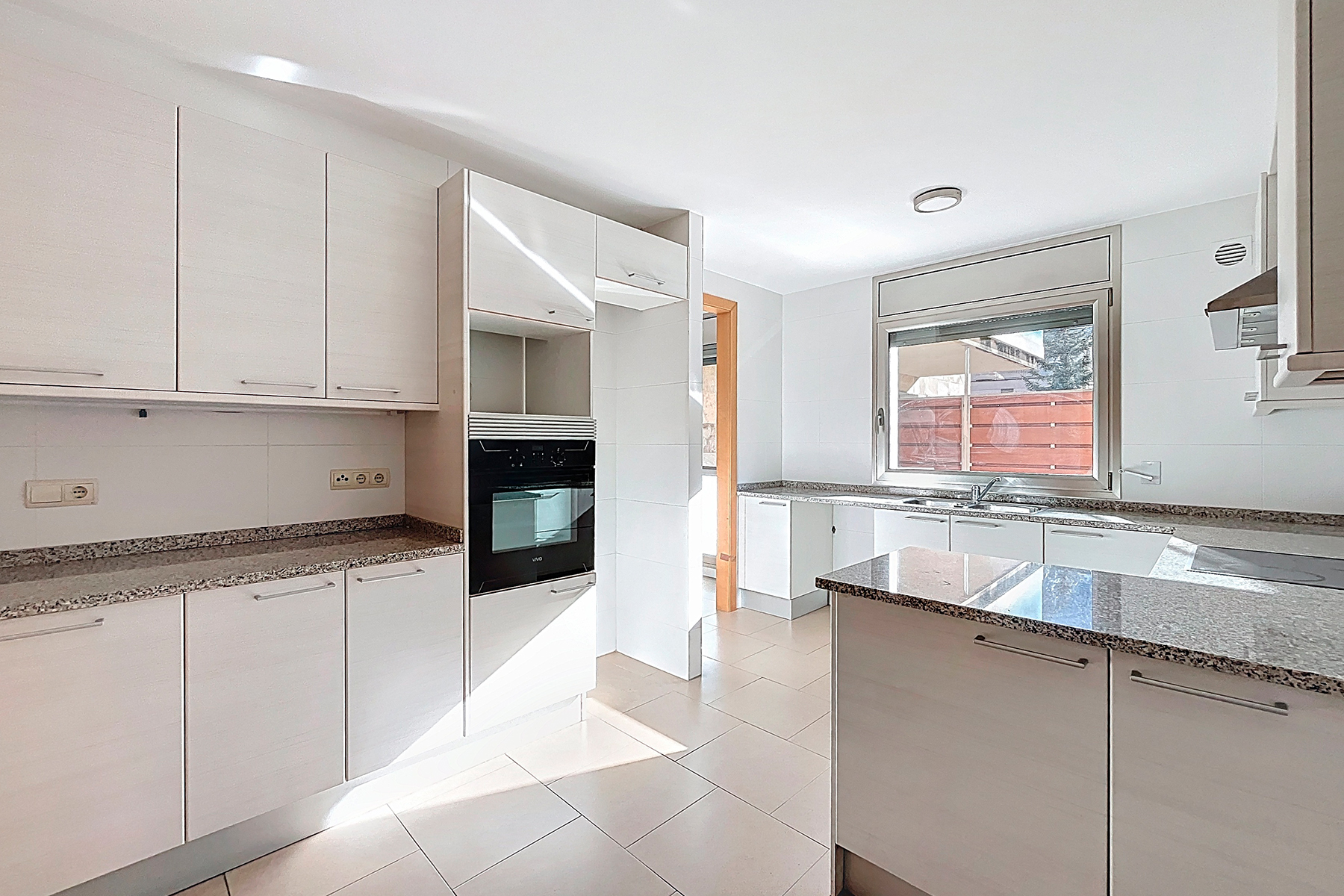 Exclusiu pis situat en una de les zones més cènt