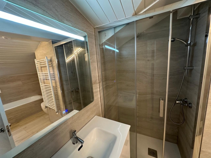 Àtic duplex de lloguer a Escaldes 