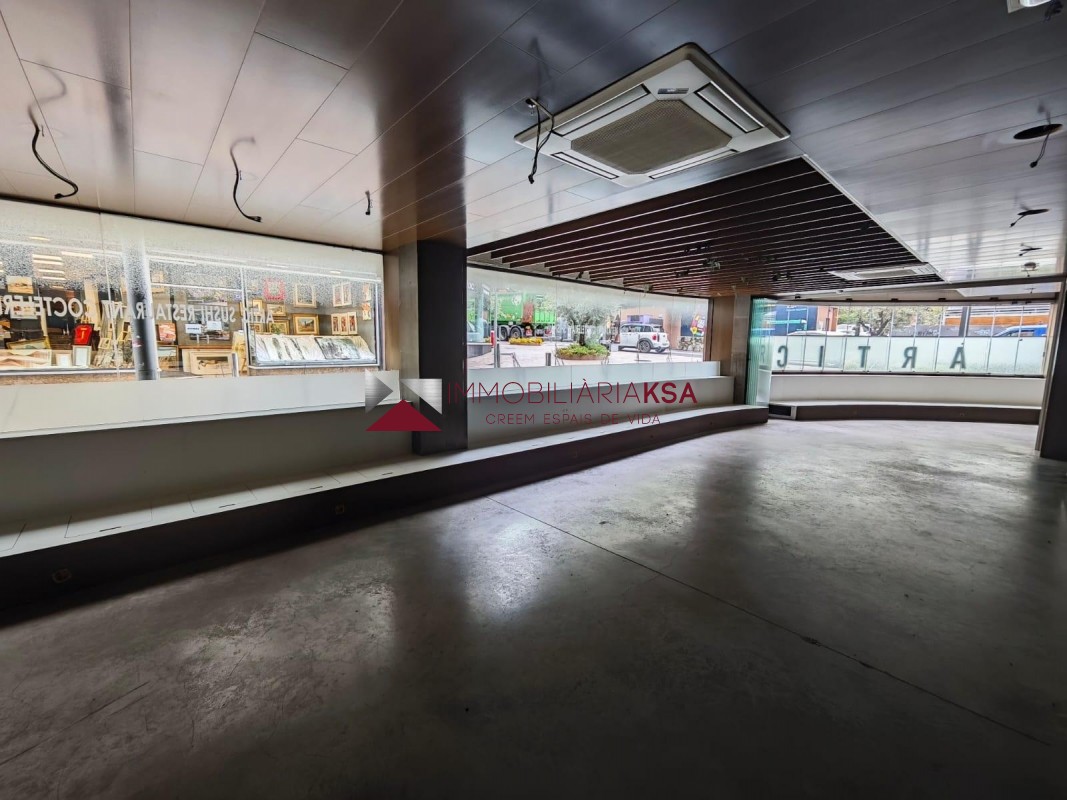 Local -  Escaldes Engordany